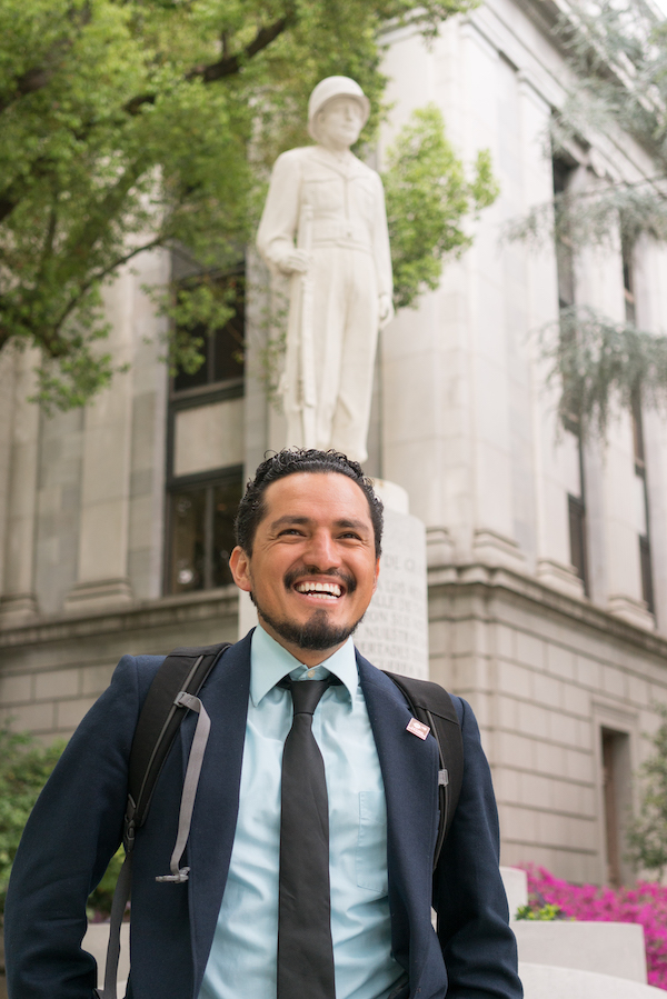 Naturally Latinos 3 - José G. González